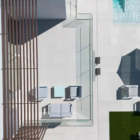 Villa Private Just Steps From The