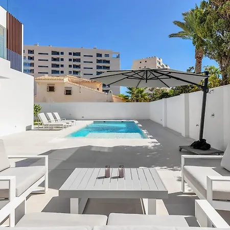 Private Just Steps From The * Dehesa de Campoamor (Orihuela Costa)